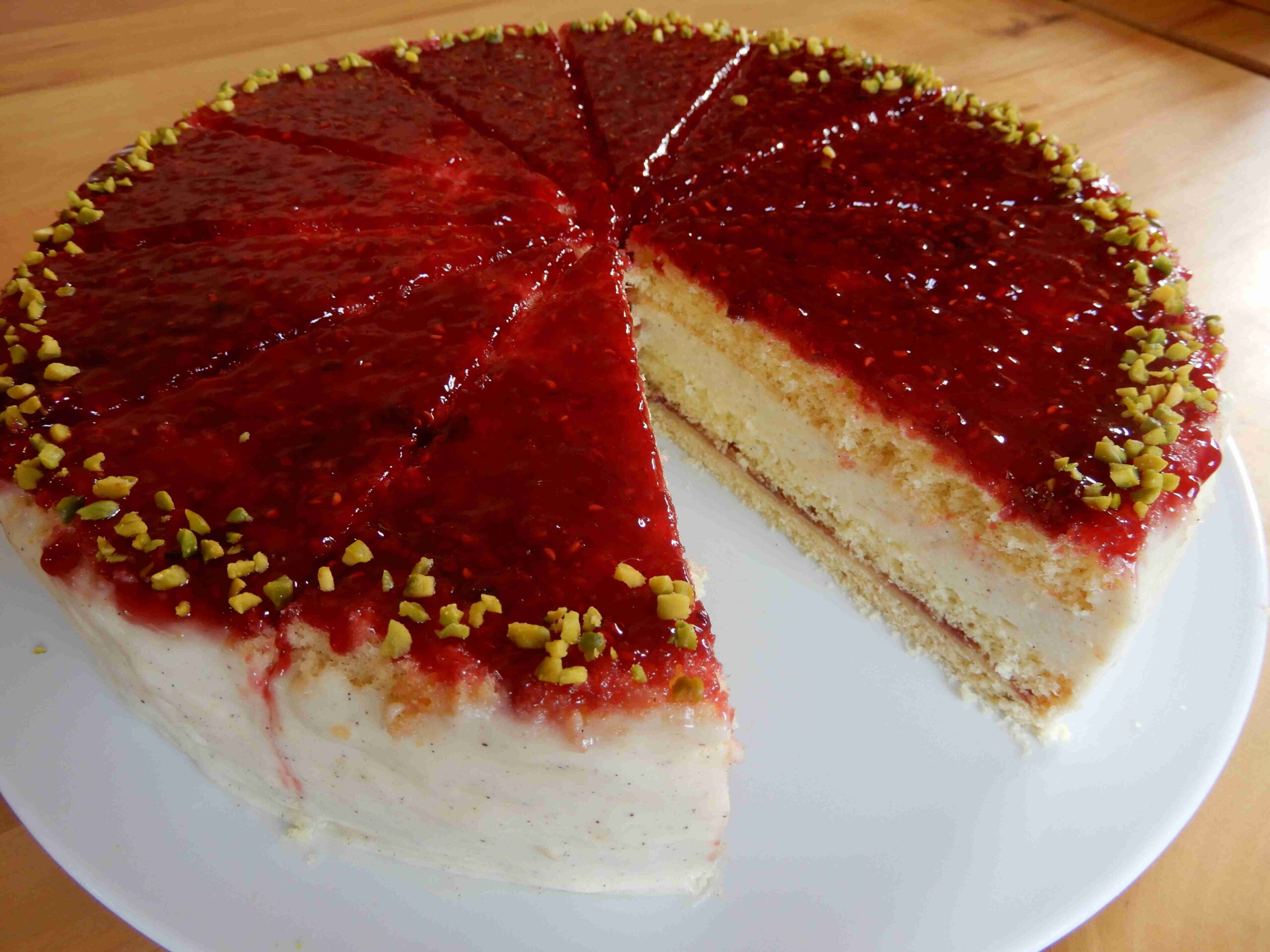 vanillecreme himbeer torte